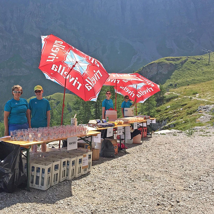 Wasserposten am Glacier 3000-Run